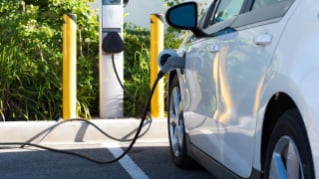 Badanie: Lider Elektromobilności 2019
